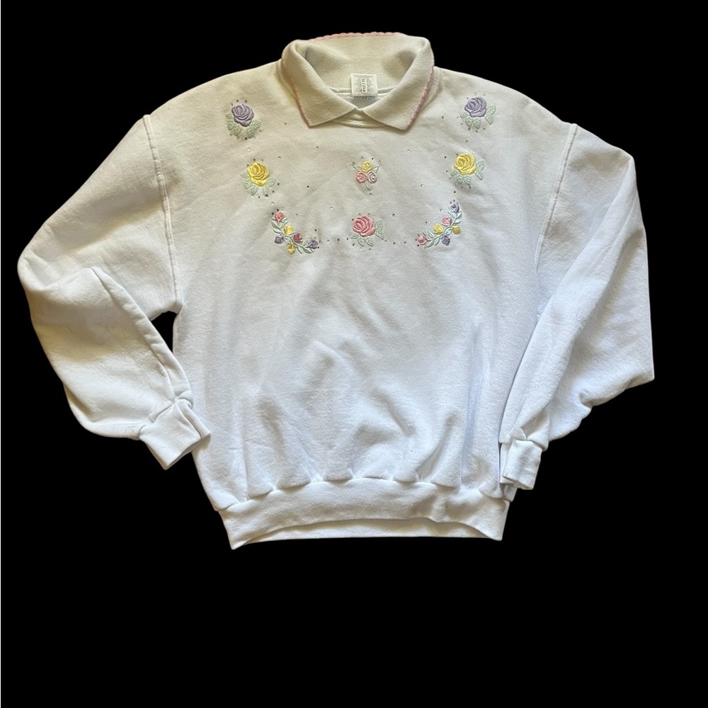 90’s Off White With Pink, Yellow, Purple Flowers Crew Neck Sweatshirt